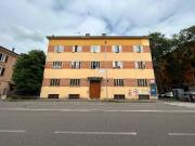 Palazzo / Stabile in vendita a Modena MO