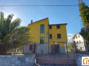 Palazzo / Stabile in vendita a Monteroduni IS