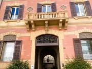 Palazzo / Stabile in vendita a Palermo PA