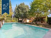 Palazzo / Stabile in vendita a Perugia PG