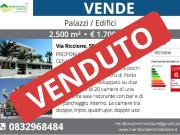 Palazzo / Stabile in vendita a Porto Cesareo LE