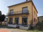 Palazzo / Stabile in vendita a Reggio Emilia RE