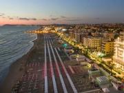 Palazzo / Stabile in vendita a Riccione RN