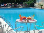 Palazzo / Stabile in vendita a Rimini RN