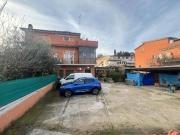 Palazzo / Stabile in vendita a Roma RM