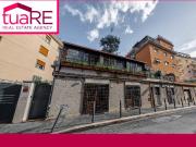 Palazzo / Stabile in vendita a Roma RM