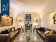 Palazzo / Stabile in vendita a Roma RM