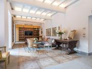 Palazzo / Stabile in vendita a Roma RM