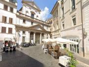 Palazzo / Stabile in vendita a Roma RM
