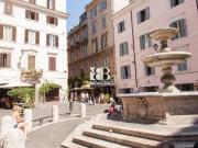 Palazzo / Stabile in vendita a Roma RM