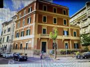 Palazzo / Stabile in vendita a Roma RM