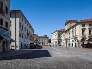 Palazzo / Stabile in vendita a Vicenza VI