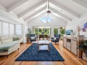 Palm Fringed Sophistication Just Minutes from Noosa Main...