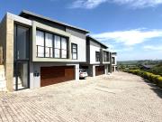 Palm Lakes Estate Rental