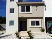 PALMARIS HERMOSA CASA EN VENTA O RENTA