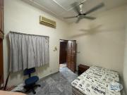 Pandan jaya maluri landed single room private toilet