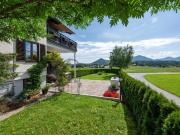 Koppl: Mehrfamilienhaus mit Panoramablick vor der...