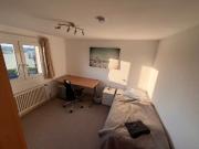 Panoramic Penthouse above Stuttgart – 134 m² · 5 BR ·...
