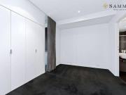 Panoramic Perfection: 20th Floor Apartment with City to...