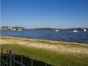 PANORAMIC RIVER VIEWS amp  PLAYGROUND