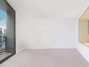 Panoramic Views of the water and City from 30th Floor