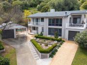 Panoramic Views & Poolside Living in East Tamworth