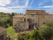 Panoramica Dell'immobile E POSIZIONE 215m²...