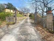 Panoramica Dell'immobile E POSIZIONE 328m² Città di...