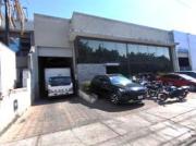 Paquete de 3 Bodegas en Venta: Inversión con Renta...
