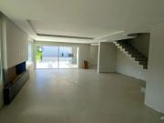 Para locação, Ingleses Norte, Florianópolis, SC