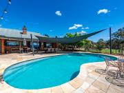 PARADISE ON WODONGA'S FRINGE!