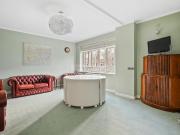 Paramount Court