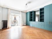 PARC MONCEAU, Location VIDE Fantastique triplex de 72... PARC MONCEAU, Location VIDE Fantastique triplex de 72...