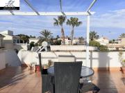 Parcela compuesta de 2 casas independientes en parcela...