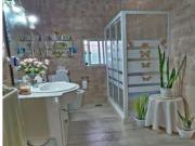 PARCELA CON DOS VIVIENDAS Y PISCINA