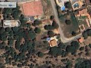 PARCELA EN URBANIZACIÓN ROCAROSSA DE 827M2