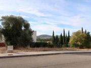 Parcela esquinera en urbanización Favaret