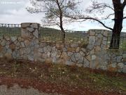 Parcela vallada de 872m2, con muy buenas vistas