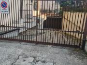 Parcheggio chiuso in affitto a Verona
