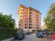 Parcheggio chiuso in vendita a Milano