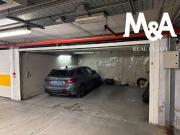 Parcheggio chiuso in vendita a Milano