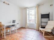 Paris 10e Faubourg Saint Denis 2 pièces au calme