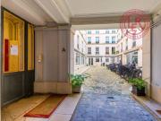 PARIS 10ème Appartement 2 pièces à rénover Marché Saint...