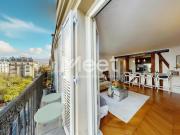 Paris 11ème Charmant 2 pièces traversant avec balcon et...