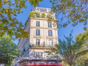 Paris 11ème HAUSSMANNIEN AVEC BALCON 111,68 m2