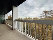 PARIS 13e Secteur ARAGO: 3 Pièces sur Jardin + Balcon