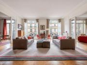 Paris 16e PASSY / LA MUETTE 9 pièces 323,64m² Carrez 5...