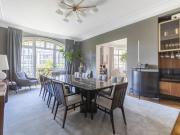 Paris 16e Place du Chancelier Adenauer