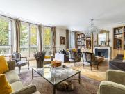 Paris 16e Spontini/Longhamp. 235,53 m² + 2 services...