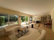 Paris 16e — Villa contemporaine rénovée avec jardin de...